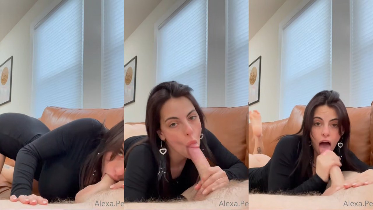Alexa Pearl mamando verga hasta tragarse toda la lechita