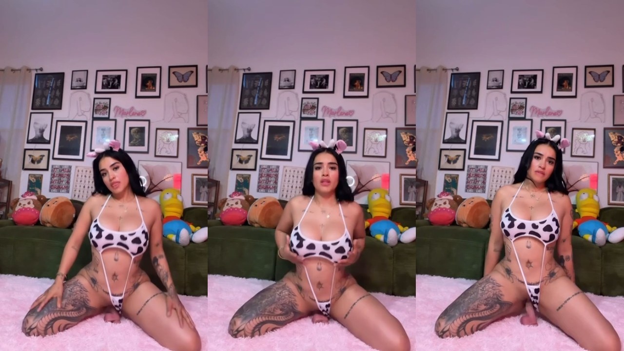 Marlene Santana super caliente saltando sobre su dildo